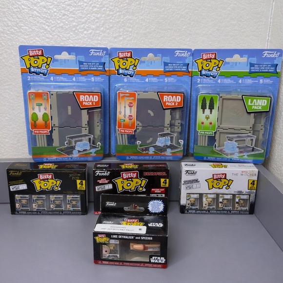 NWT Funko Bitty Pop! Bundle Lot of 7 - Star Wars Deadpool Witcher+Bitty City